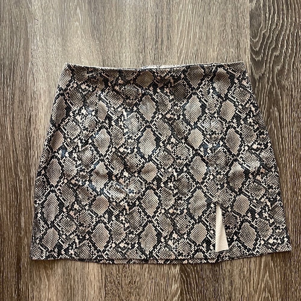 Zara vegan leather mini skirt